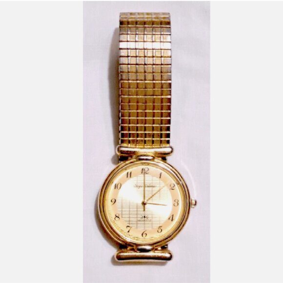 Vintage Sergio Valente Gold Toned Round Face Watch Great Condition - Picture 2 of 13